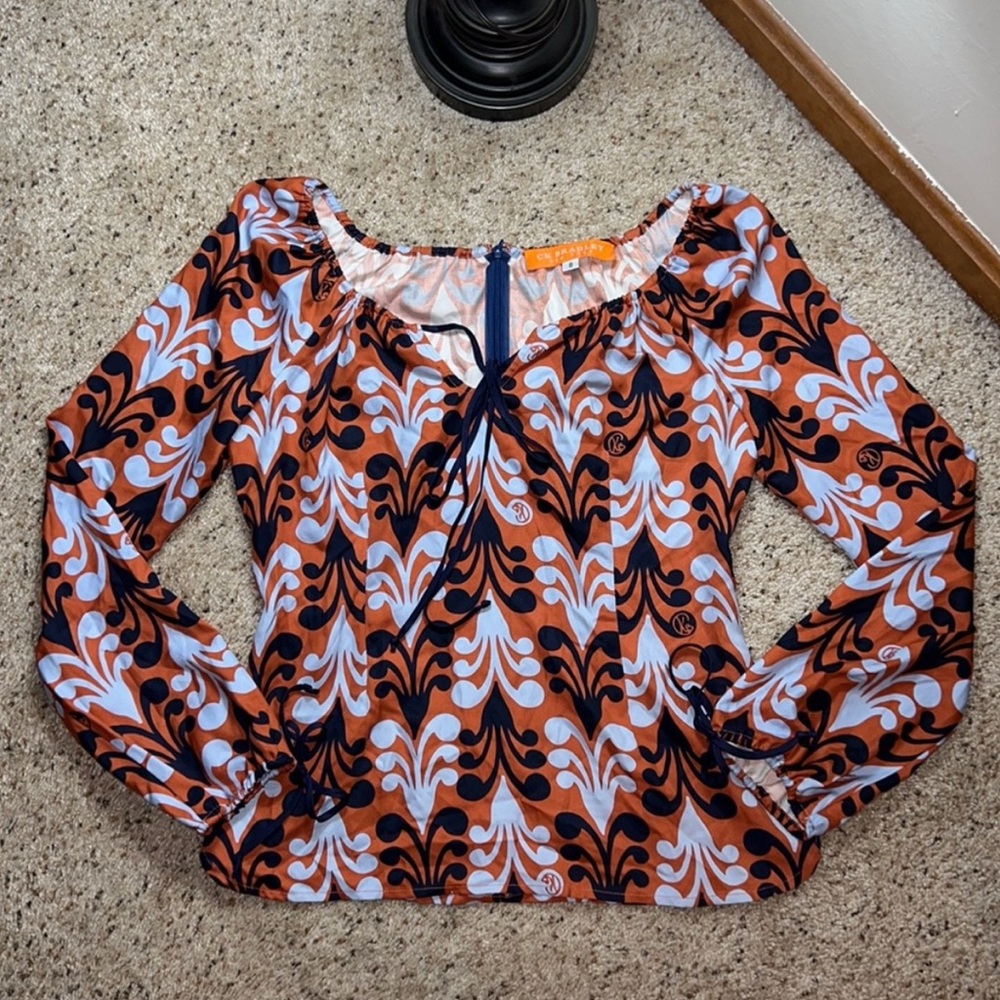 CK Bradley silk fitted blouse with beautiful orange and navy pattern size 8